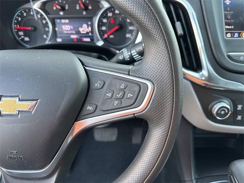 Used 2022 Chevrolet Equinox LS w/ LS Convenience Package image 23
