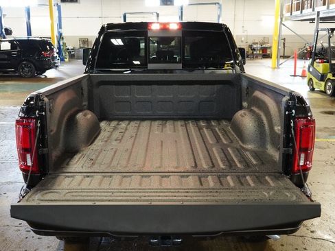 New 2026 RAM 2500 Big Horn AWD/4WD image 11