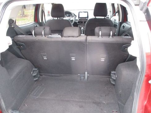 Used 2019 Ford EcoSport SE w/ SE Convenience Package image 7