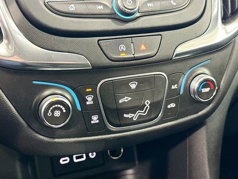 Used 2023 Chevrolet Equinox LT image 16