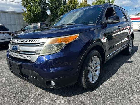 Used 2011 Ford Explorer XLT w/ 202A Rapid Spec Order Code AWD/4WD image 7