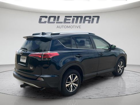 Used 2018 Toyota RAV4 XLE w/ Plus Extra Value Package AWD/4WD image 5