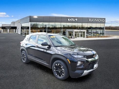 Used 2022 Chevrolet TrailBlazer LT FWD image 10