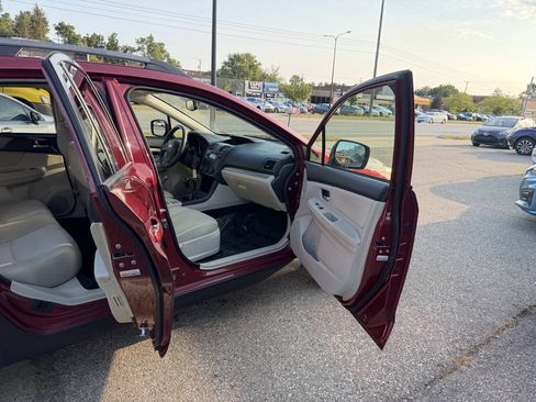 Used 2013 Subaru Crosstrek 2.0i Premium AWD/4WD image 16