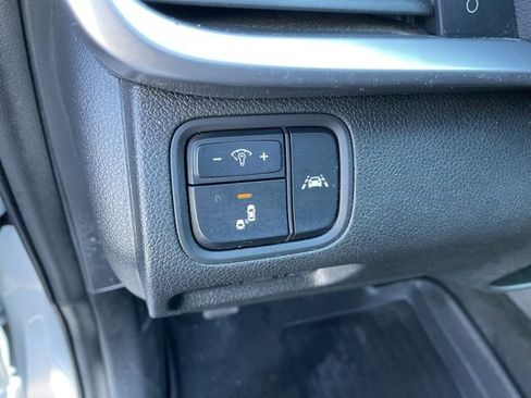 Used 2020 Kia Optima LX image 24