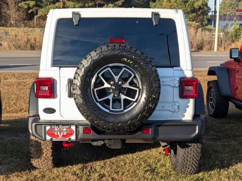 New 2026 Jeep Wrangler Unlimited Rubicon w/ Technology Group image 6