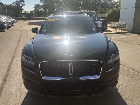 Used 2021 Lincoln Nautilus Reserve w/ Monochromatic Package AWD/4WD image 2