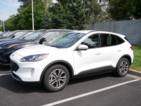 Used 2020 Ford Escape SEL AWD/4WD image 4