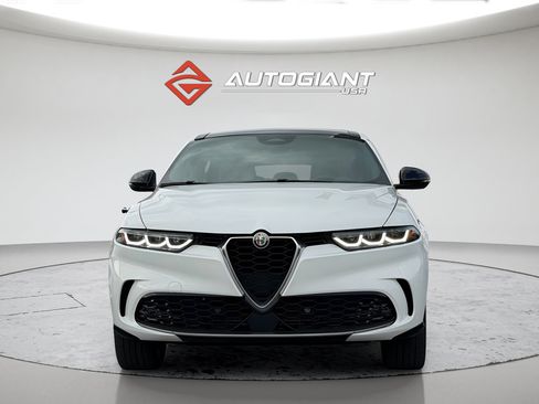Used 2024 Alfa Romeo Tonale Ti AWD/4WD image 12