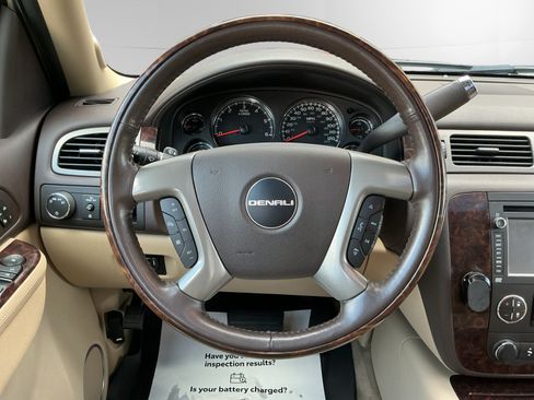 Used 2012 GMC Yukon Denali AWD/4WD image 12