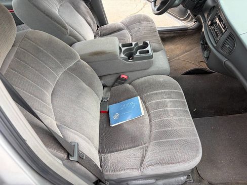 Used 2003 Buick Century Custom image 14