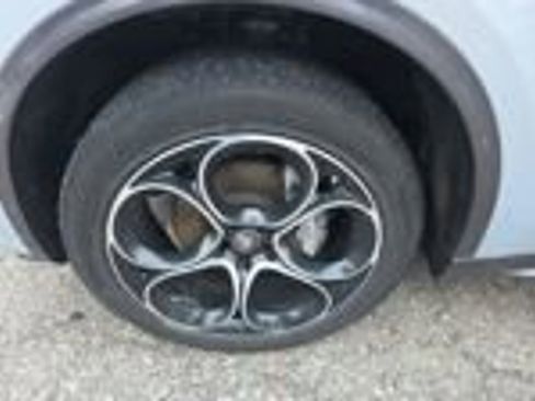 Used 2024 Alfa Romeo Stelvio Ti image 24