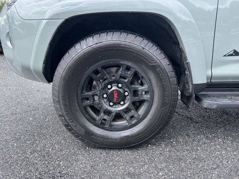 Used 2023 Toyota 4Runner TRD Off-Road Premium w/ Off Road Premium Plus Package AWD/4WD image 12