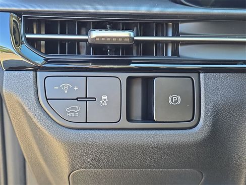 New 2026 Kia Sportage SX image 33