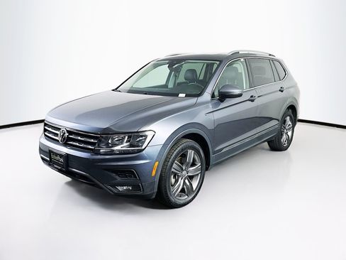 Used 2021 Volkswagen Tiguan SEL AWD/4WD image 3