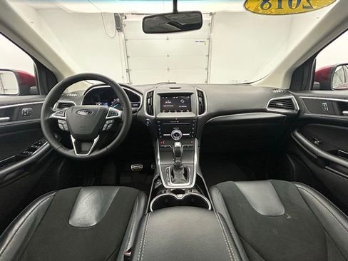 Used 2018 Ford Edge Sport image 3