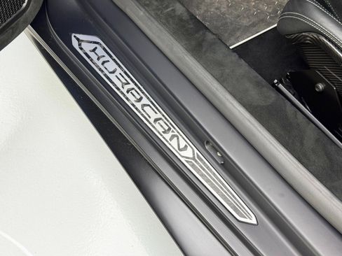 Used 2018 Lamborghini Huracan Performante image 86