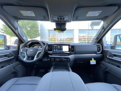 New 2026 Chevrolet Silverado 3500 LTZ w/ LTZ Convenience Package image 28