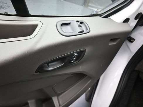 New 2025 Ford Transit 150 Low Roof RWD image 17