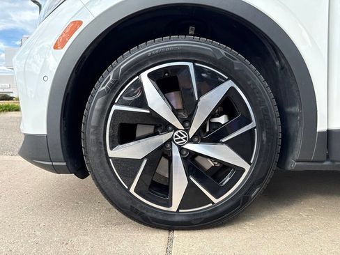 Used 2024 Volkswagen ID.4 Pro S AWD/4WD image 28
