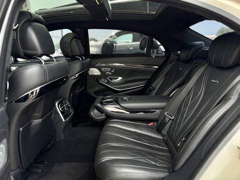 Used 2015 Mercedes-Benz S 63 AMG 4MATIC Sedan image 34