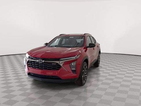 New 2026 Chevrolet Trax RS w/ Sunroof Package FWD image 6