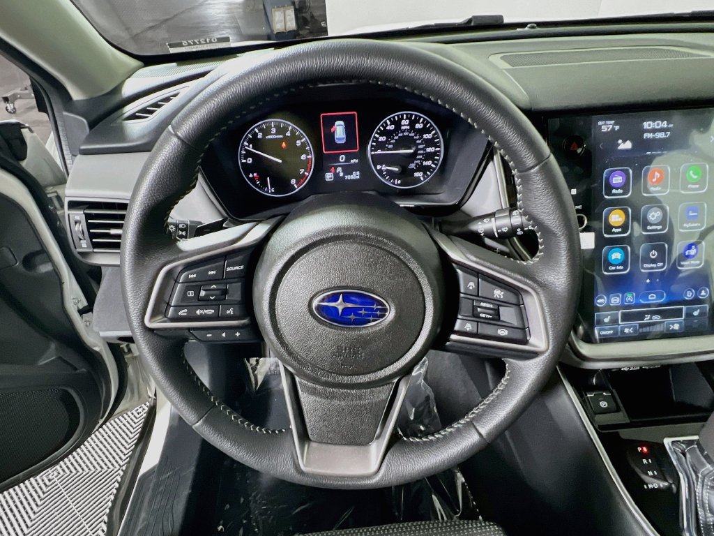 Certified 2025 Subaru Outback Premium AWD/4WD image 10