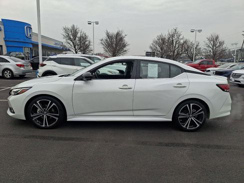 Used 2020 Nissan Sentra SR w/ Premium Package image 7