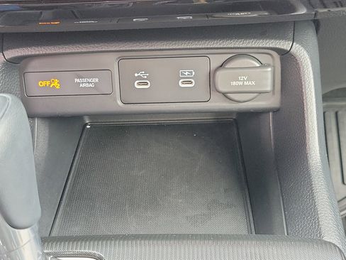 Used 2025 Honda Civic Sport image 25