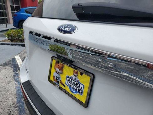 Used 2024 Ford Explorer XLT w/ Equipment Group 202A AWD/4WD image 11