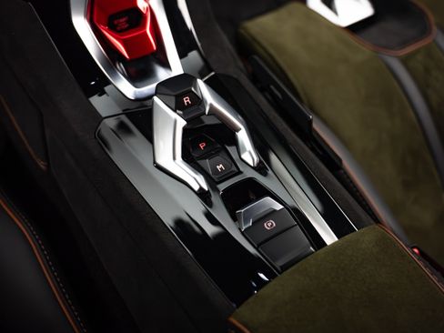 Used 2024 Lamborghini Huracan Sterrato AWD/4WD image 17