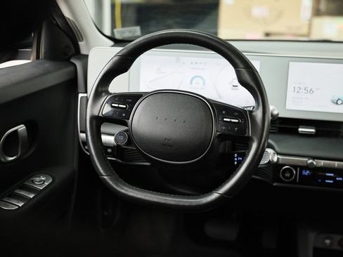 Used 2024 Hyundai Ioniq 5 SEL RWD image 27