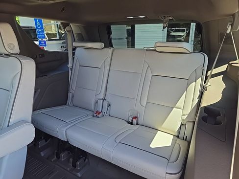New 2026 GMC Yukon Denali w/ Sun & Power Step Package AWD/4WD image 13