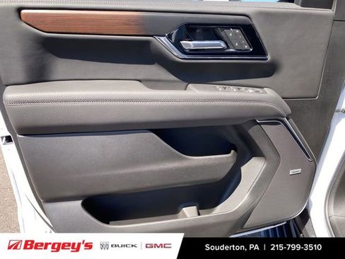 New 2026 GMC Yukon XL Denali w/ Denali Reserve Package AWD/4WD image 25