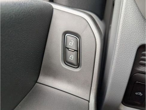 New 2025 Ford F350 XLT image 11