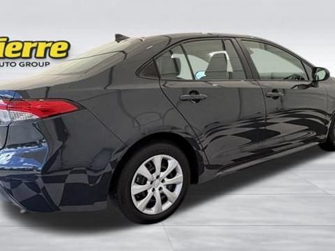 Used 2024 Toyota Corolla LE FWD image 5