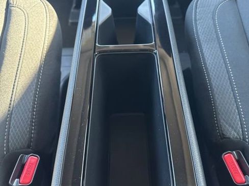 New 2025 Nissan Pathfinder SV image 18