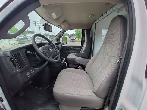 New 2025 Chevrolet Express 3500 w/ Power Convenience Package RWD image 16