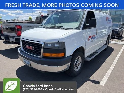 Used 2016 GMC Savana 2500 RWD image 3