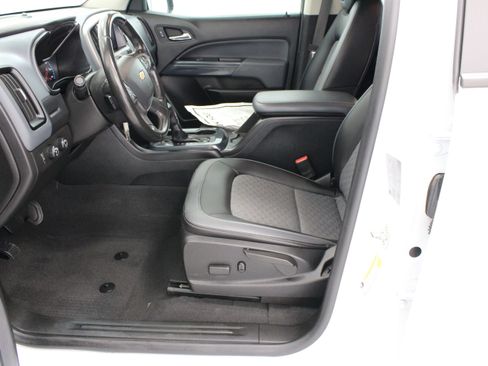 Used 2021 Chevrolet Colorado Z71 w/ Safety Package AWD/4WD image 14
