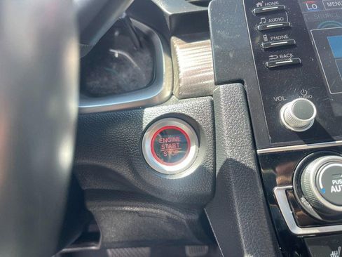 Used 2019 Honda Civic EX image 26