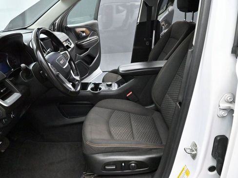 Used 2020 GMC Terrain SLE w/ Driver Convenience Package AWD/4WD image 13