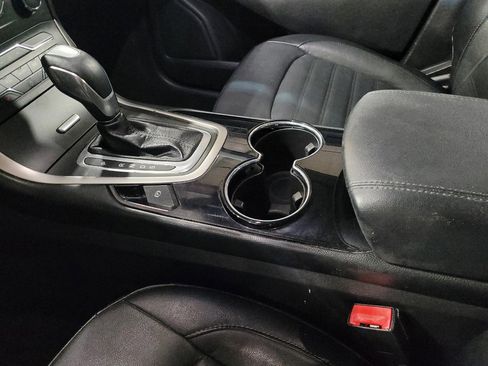 Used 2018 Ford Edge SEL w/ Equipment Group 201A FWD image 26