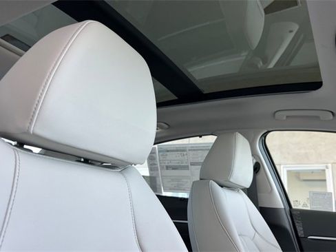 New 2025 Hyundai Sonata Limited image 16