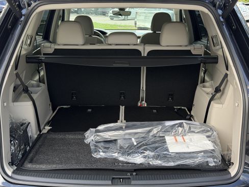 New 2026 Volkswagen Atlas SE FWD image 11