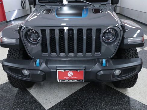 Used 2023 Jeep Wrangler Rubicon w/ Cold Weather Group image 4
