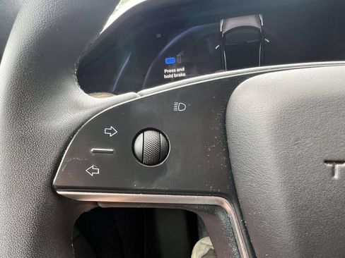 Used 2022 Tesla Model S AWD/4WD image 25