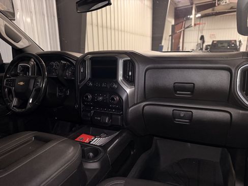 Used 2021 Chevrolet Silverado 2500 LTZ w/ LTZ Convenience Package AWD/4WD image 13