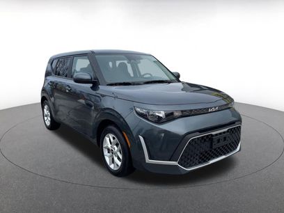 Used 2025 Kia Soul LX w/ LX Technology Package