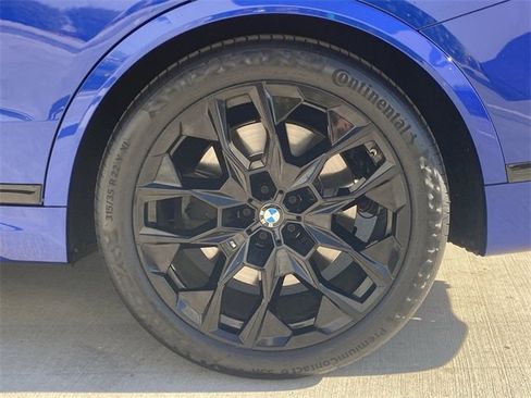 Certified 2025 BMW X7 M60i w/ Executive Package image 11